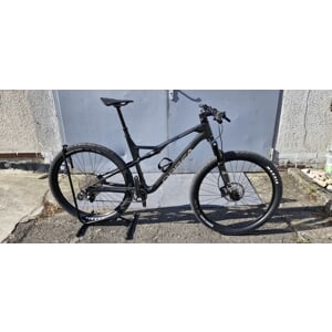 TEST OIZ M30 - 29" Celoodpružené sportovní karbonové horské kolo - zdvih 120/120