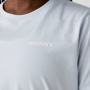 BROOKS Graphic Short Sleeve W
