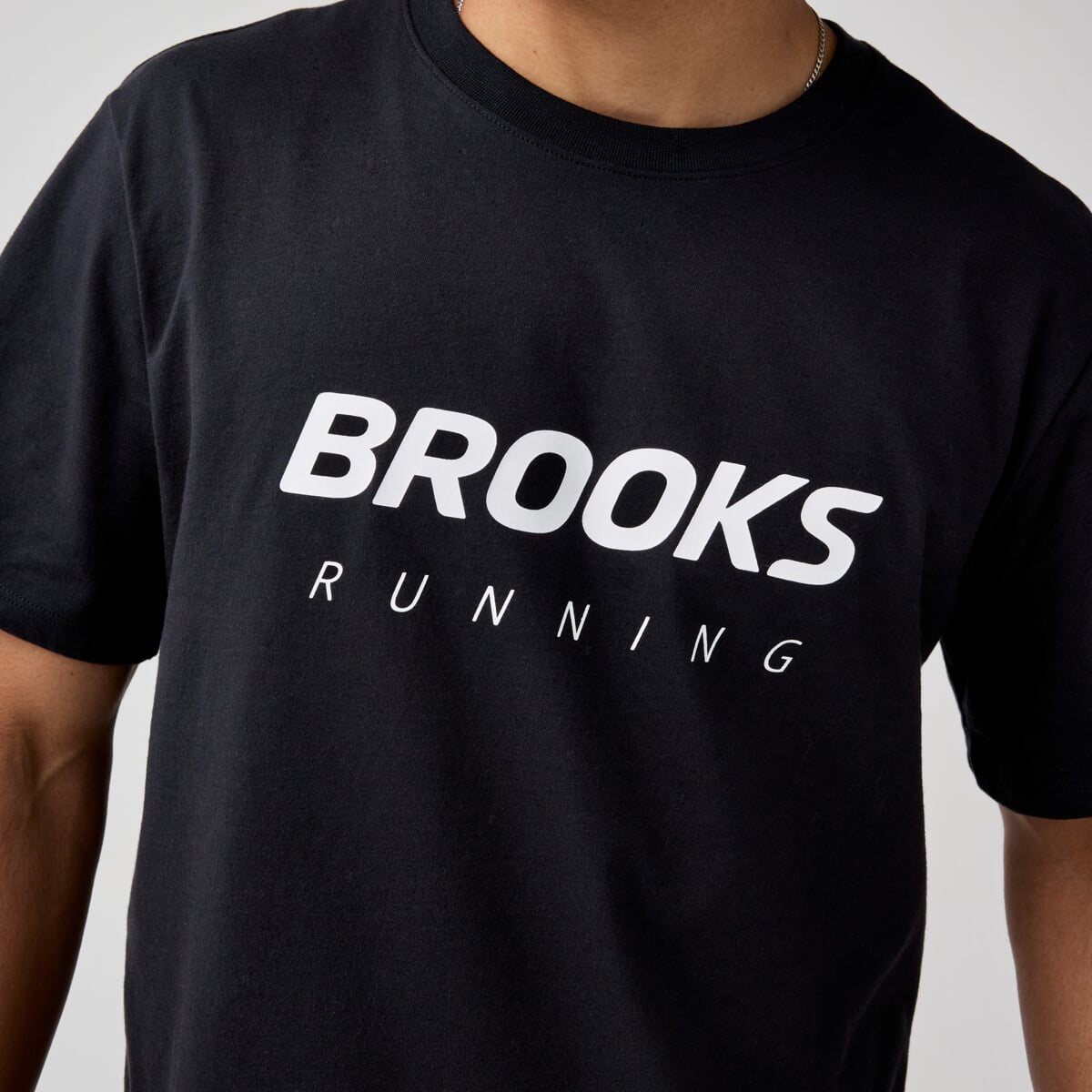 BROOKS Graphic Short Sleeve M