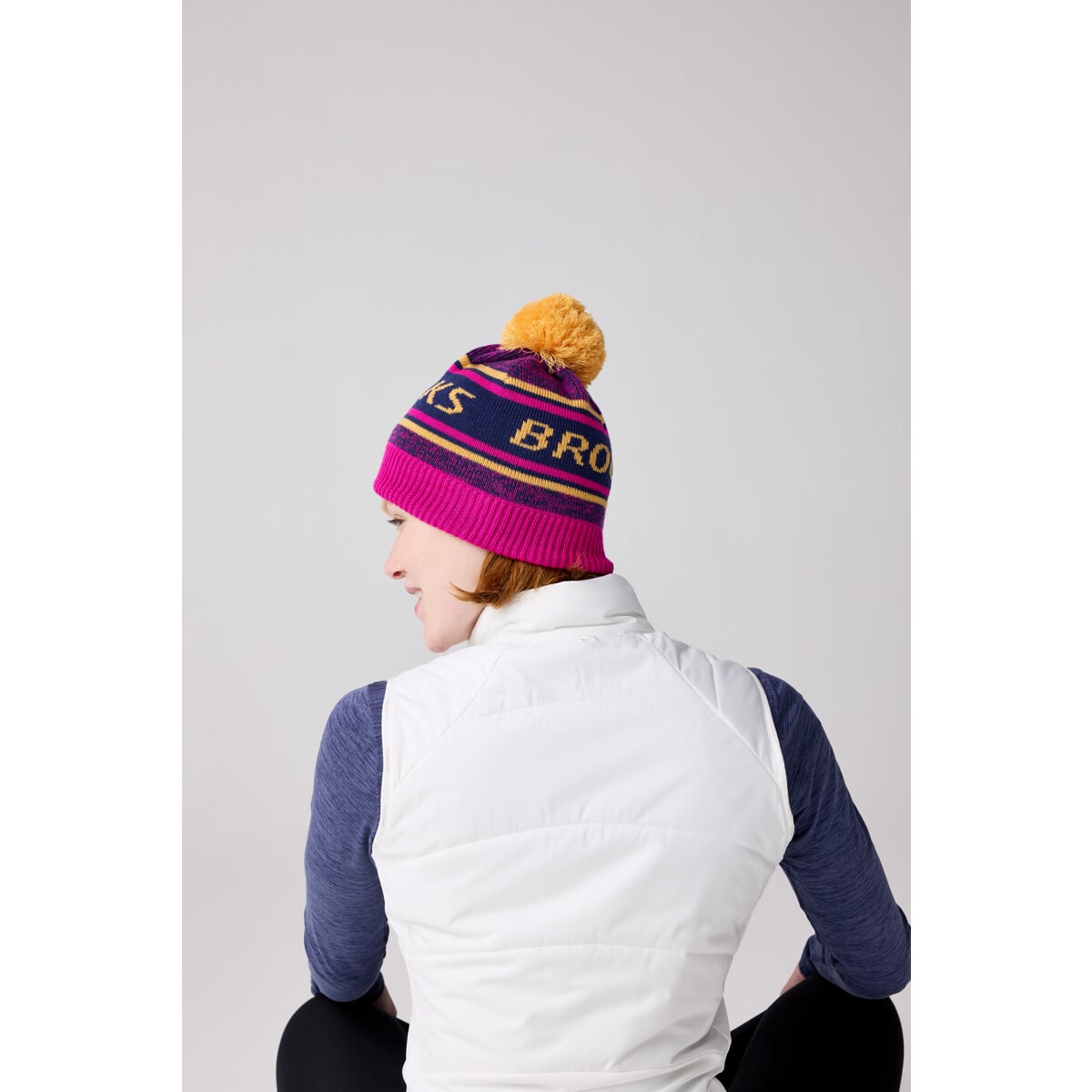 BROOKS Pom Beanie