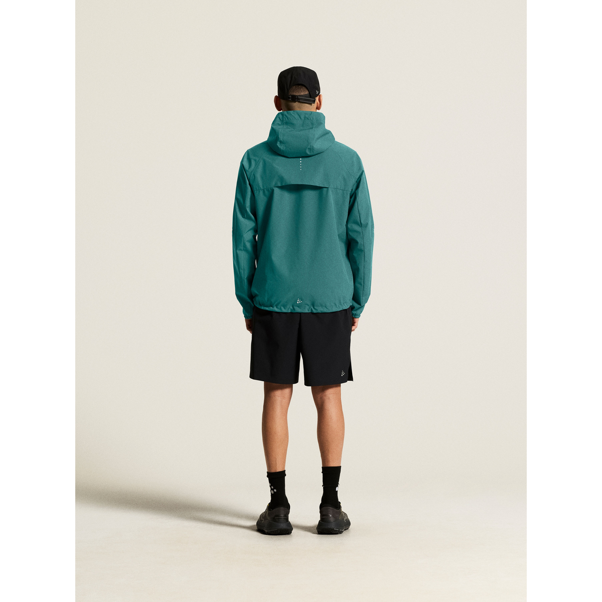 Essence Hydro Jacket 2 M
