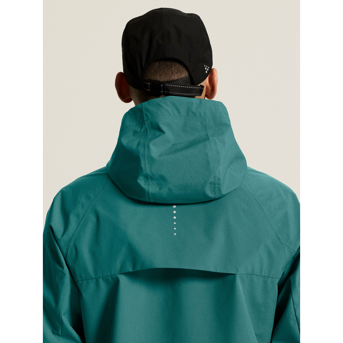Essence Hydro Jacket 2 M