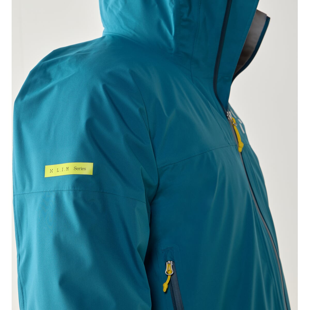 Bunda Haglöfs L.I.M AIRAK 2,5l