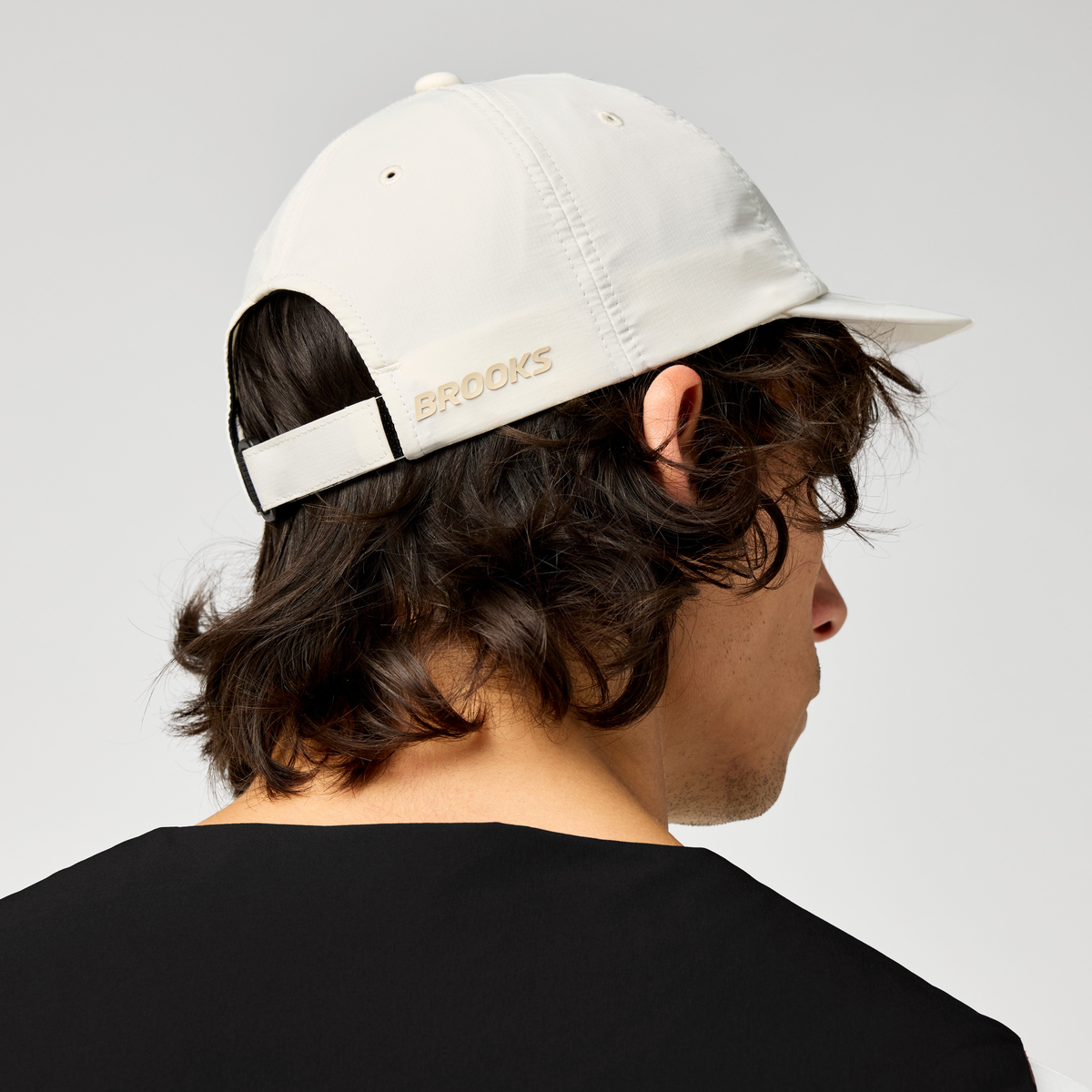 Movement Tech Hat