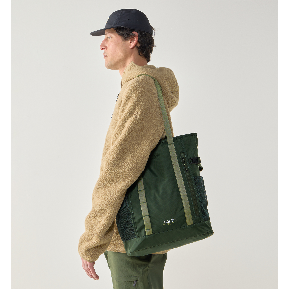 Tight Tote 25