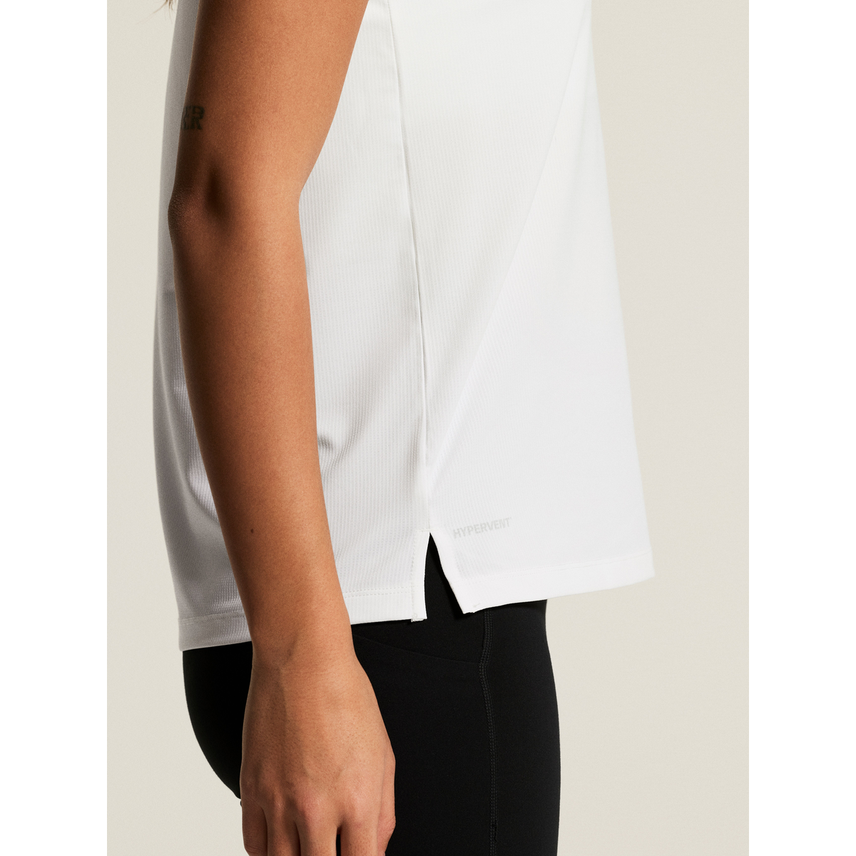 Essence Logo Tee 2 W