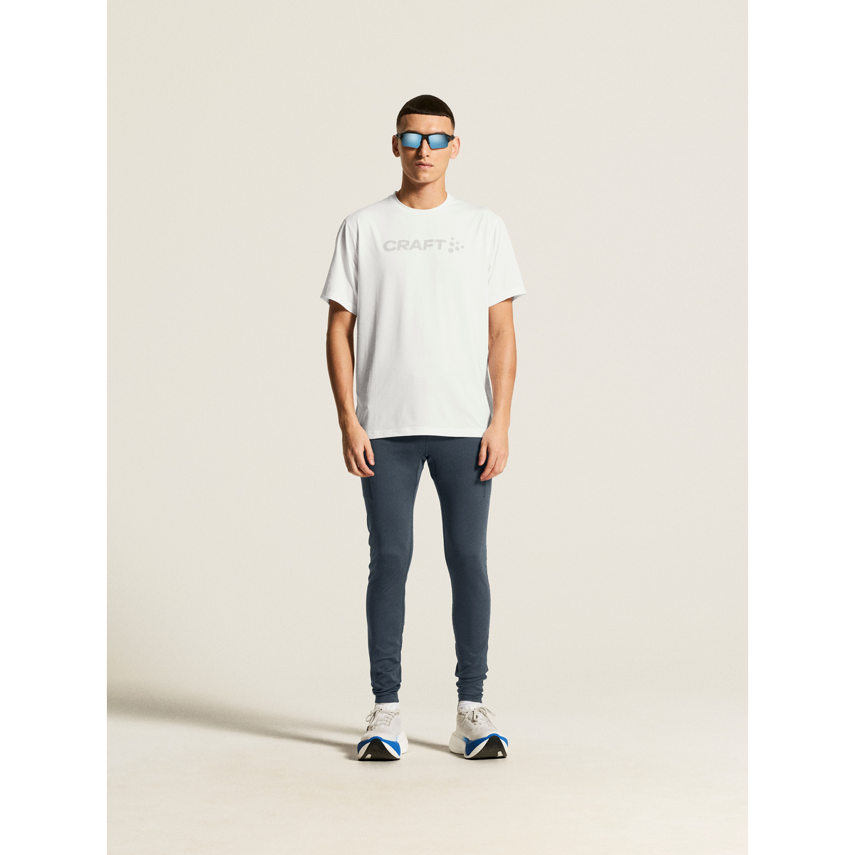 Essence Logo Tee 2 M