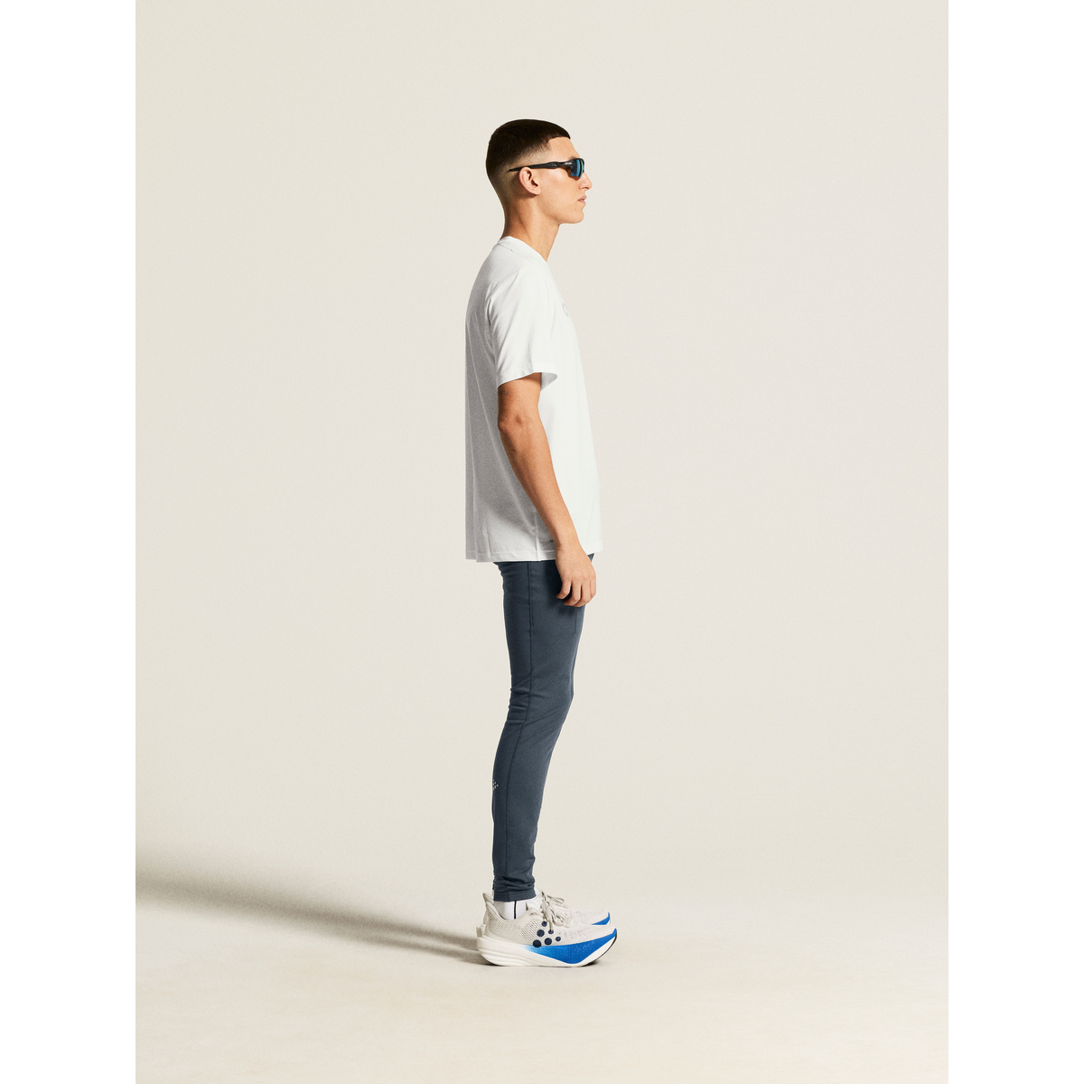 Essence Logo Tee 2 M