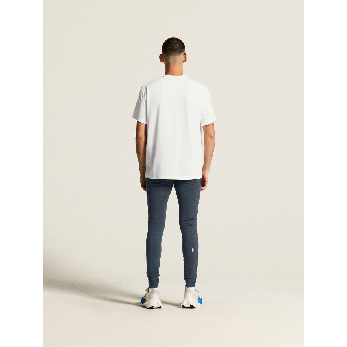 Essence Logo Tee 2 M