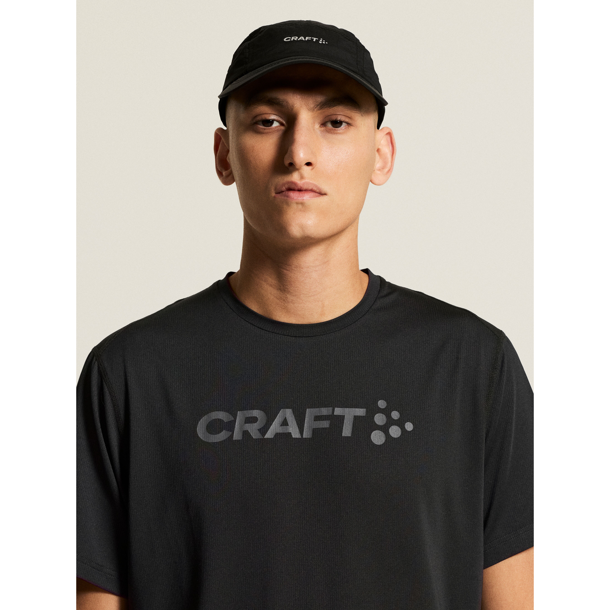 Essence Logo Tee 2 M