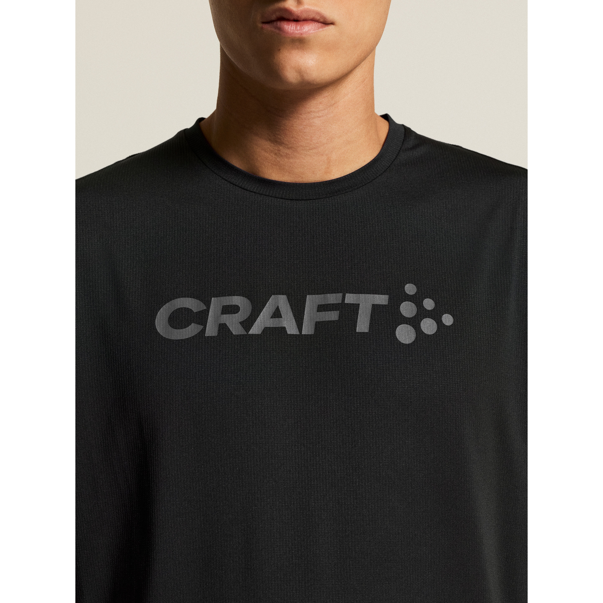 Essence Logo Tee 2 M