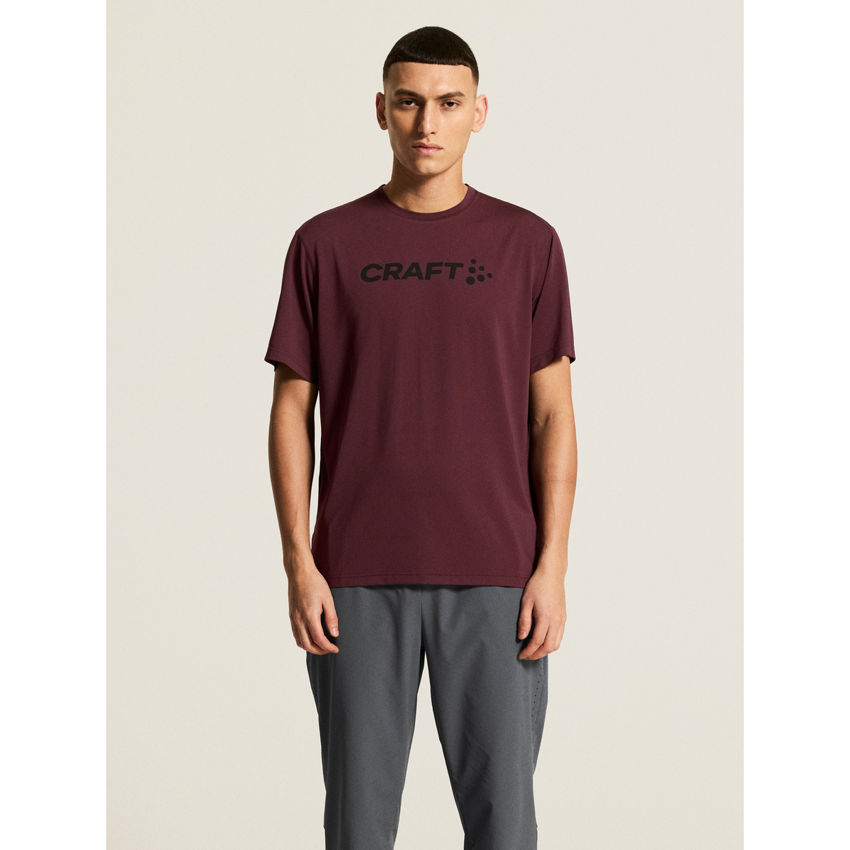 Essence Logo Tee 2 M
