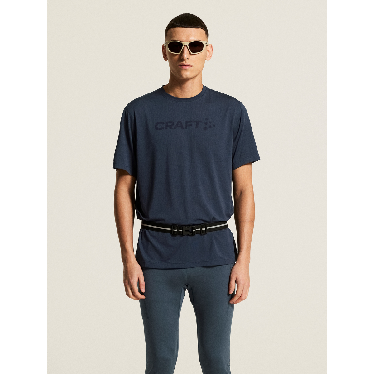Essence Logo Tee 2 M