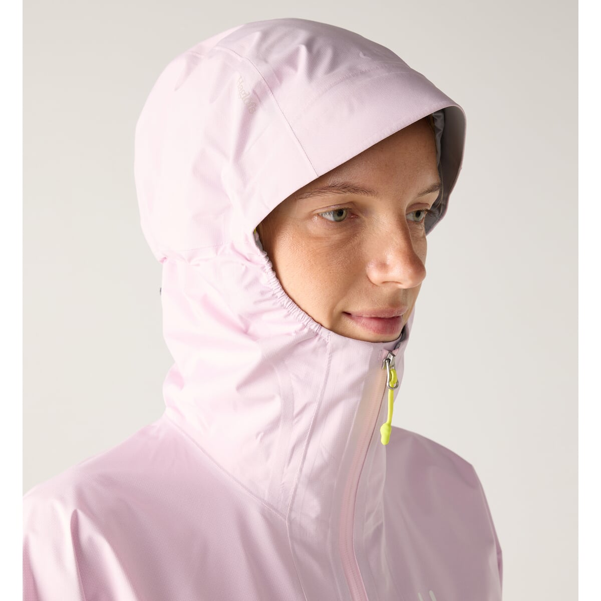 Bunda Haglöfs L.I.M AIRAK 2,5l